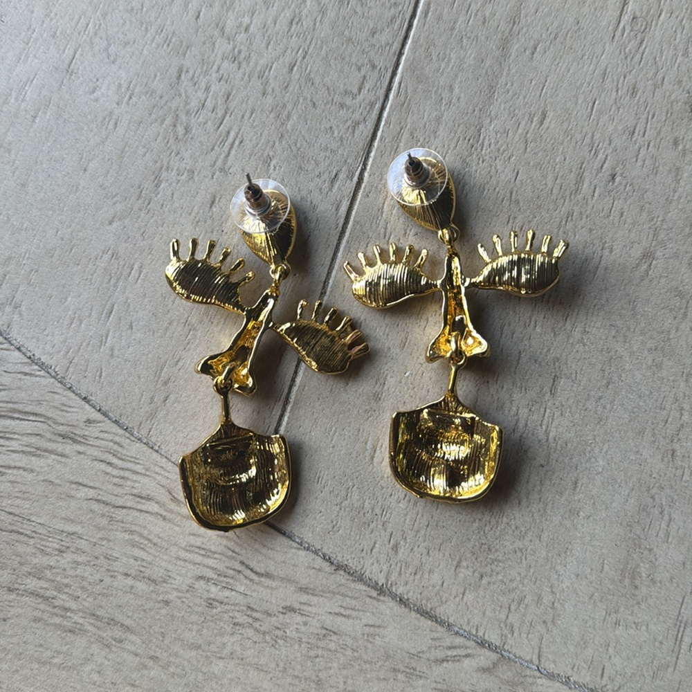 Eye See Love Earing Set - Picture 9 of 17